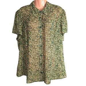 Green Floral Button-Down Short Sleeve Shirt